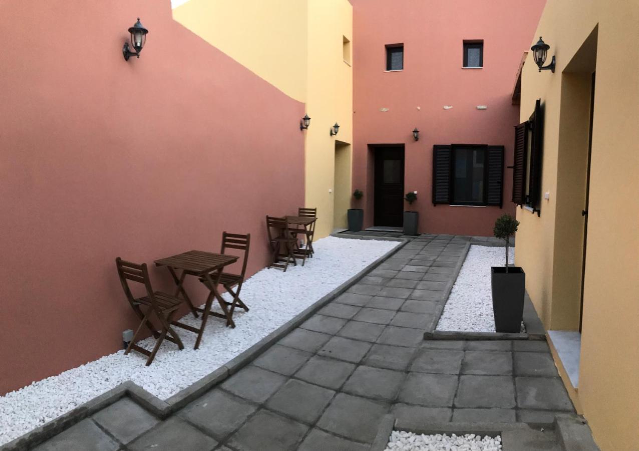 Apartments In The Center Marasia Rhodes City Εξωτερικό φωτογραφία