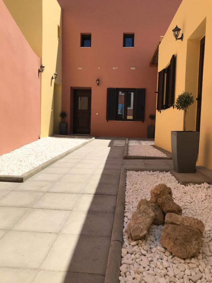 Apartments In The Center Marasia Rhodes City Εξωτερικό φωτογραφία